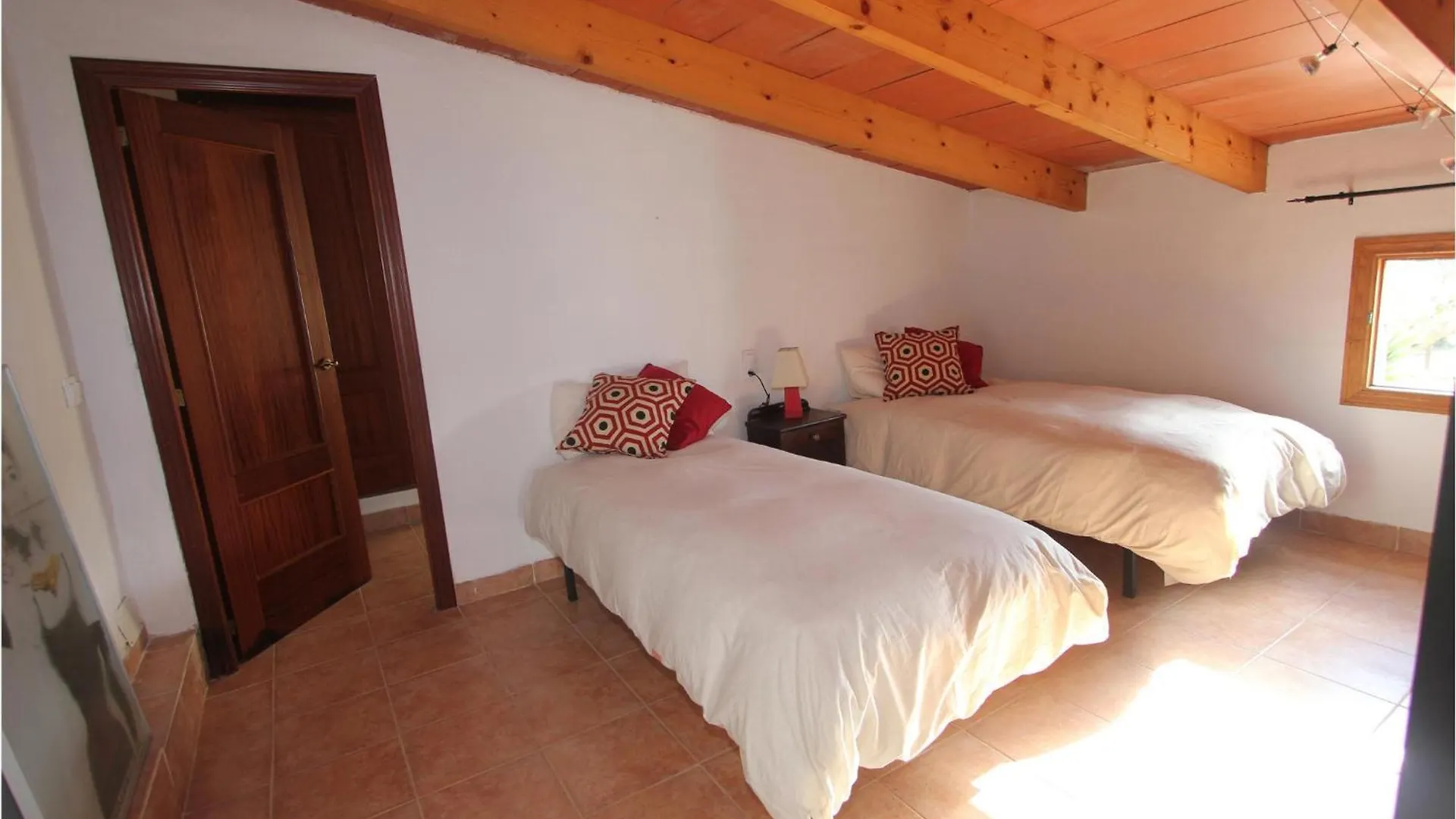 Holiday home Cozy Home In Algaida With Outdoor Swimming Pool